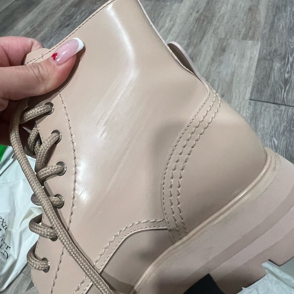 Alexander McQueen Wander Combat Boots Nude Size 37 - Picture 9 of 11